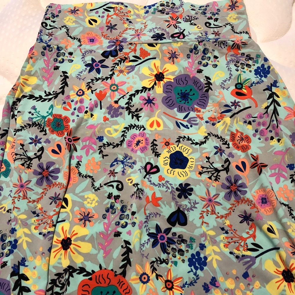 Free Lularoe piece with purchase of L azure skirt